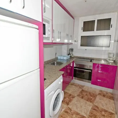 דירה In Benidorm, Alicante 103097 By Mo בנידורם